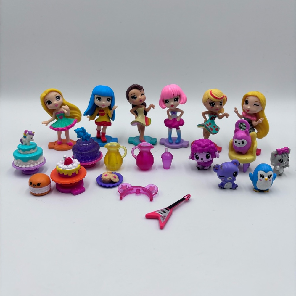 Lot Of 6 Party Pop Teenies Spin Master Mini 2.5” Figures & Accessories